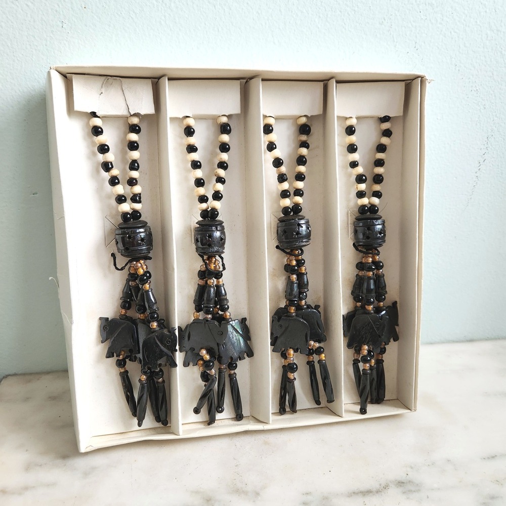 Vintage Pier 1 Imports Hand Carved Elephant Napkin Rings Set of 4 Black Beaded